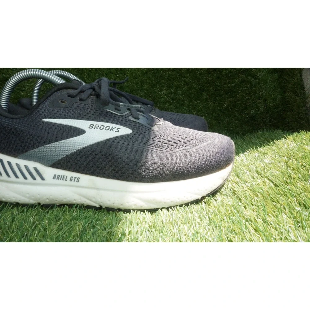 Brooks Ariel GTS Womens Running Shoes SZ 9 EE Gray Black Stability Sneakers